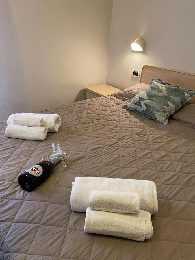 Hotel Losanna Rimini Bagian luar foto